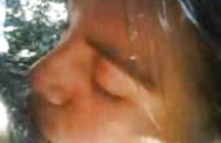 XXX Ellie muda yang cantik terkejut oleh creampie setelah BBC sex bokep japan full movi pertama
